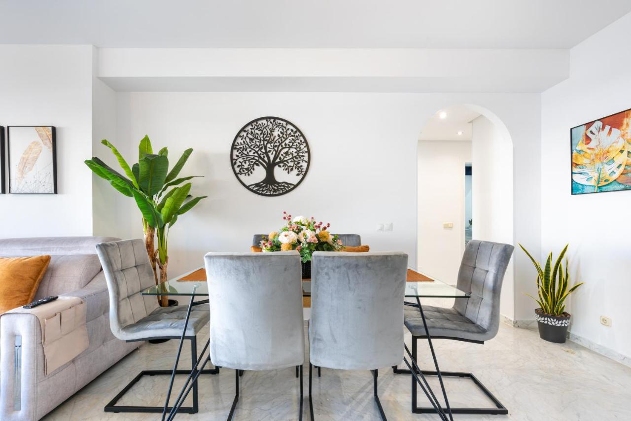 Wintowinrentals Apartamento De Lujo En Medio De Puerto Marina. 베날마데나코스타 외부 사진