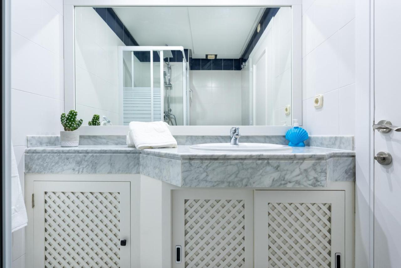 Wintowinrentals Apartamento De Lujo En Medio De Puerto Marina. 베날마데나코스타 외부 사진