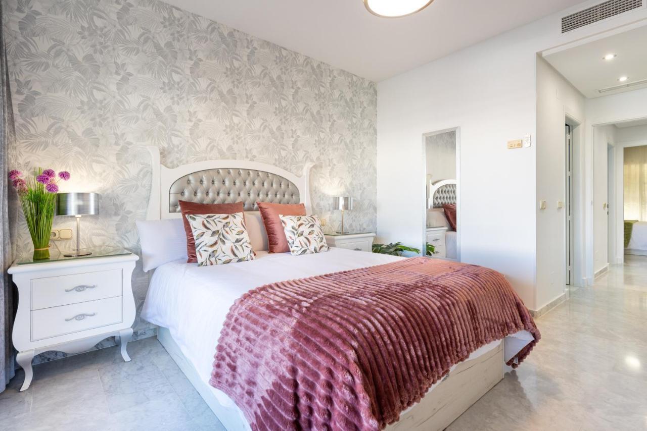 Wintowinrentals Apartamento De Lujo En Medio De Puerto Marina. 베날마데나코스타 외부 사진